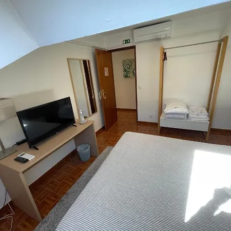 招待所 Towercc 菲盖罗杜什维纽什